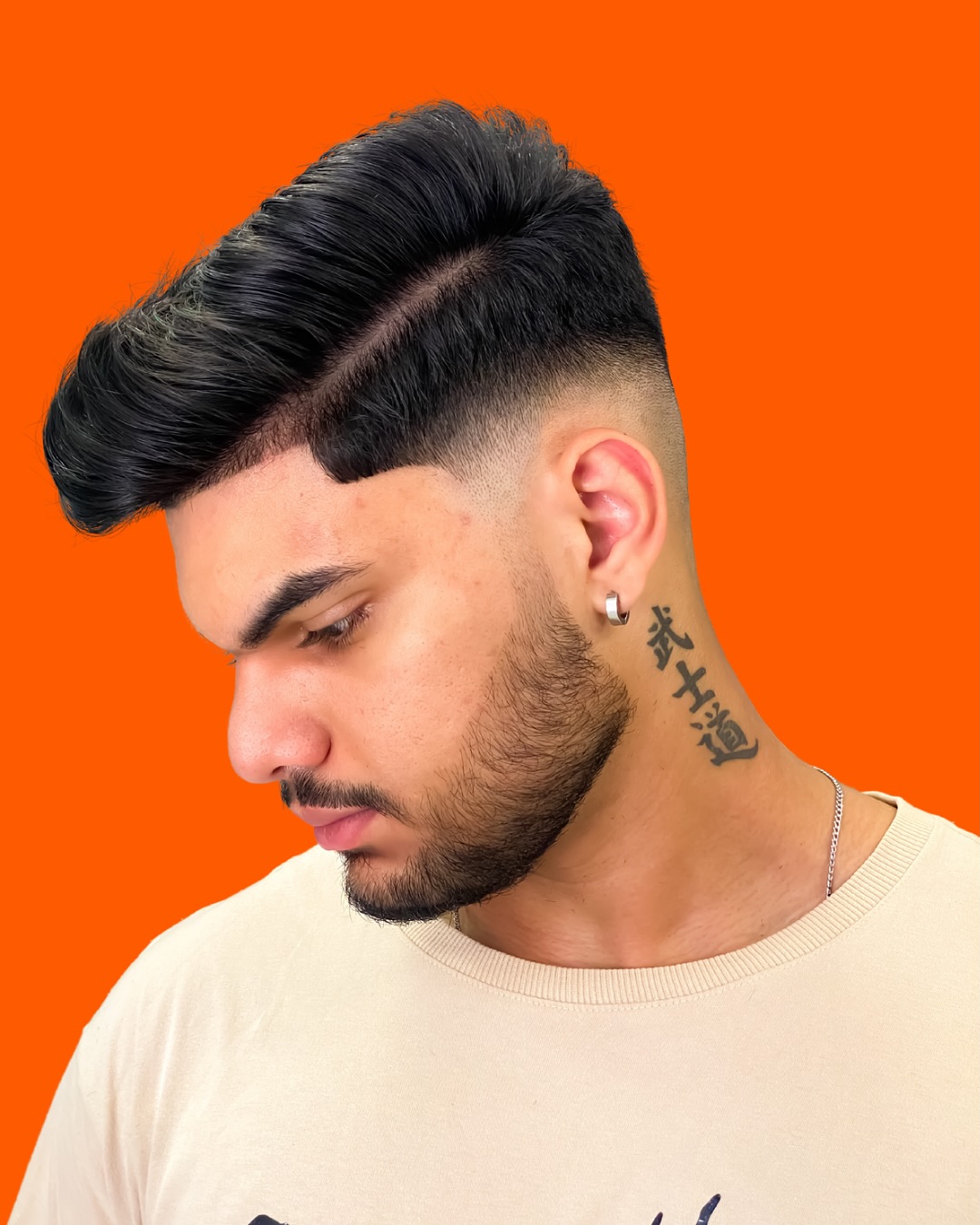 Profissional da Barbearia do Mister: Especialistas em barboterapia